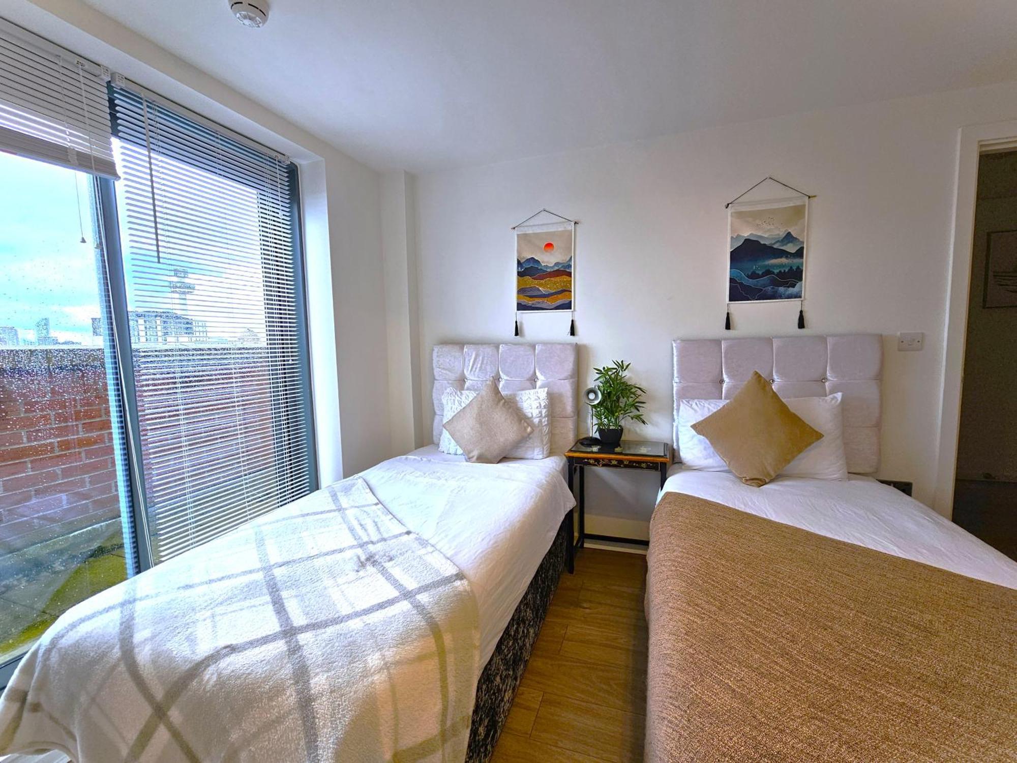 Sidemersey Livings- Convenient 1-Bedroom Flat With A View, Central ลิเวอร์พูล ภายนอก รูปภาพ